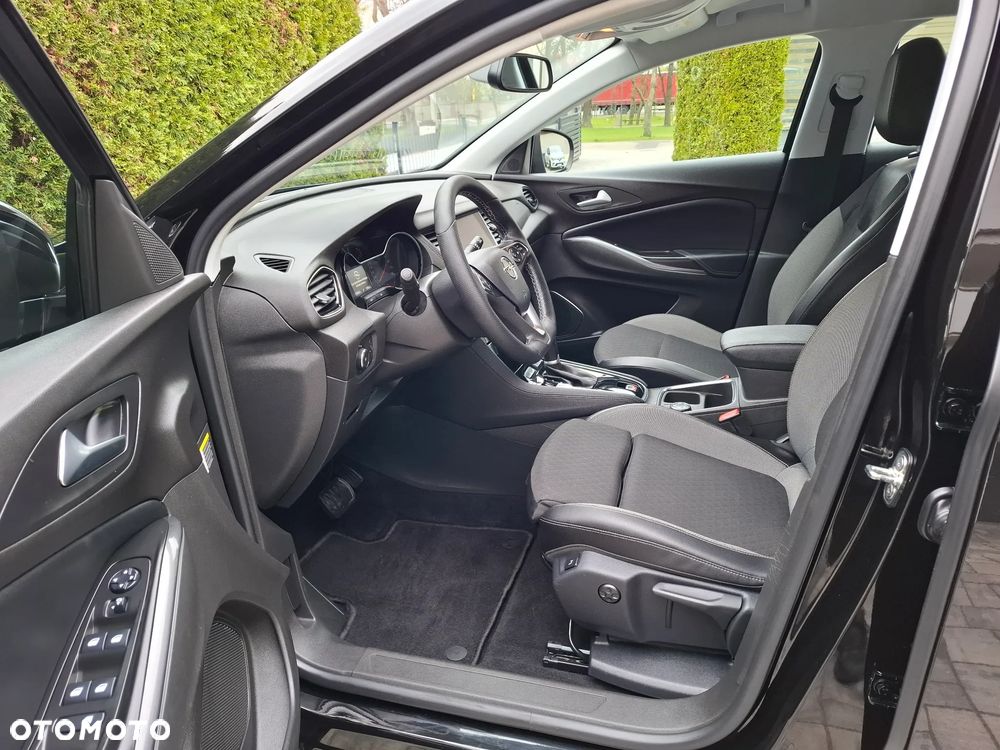 Opel Grandland X 1.2 Start/Stop Automatik Business INNOVATION - 9