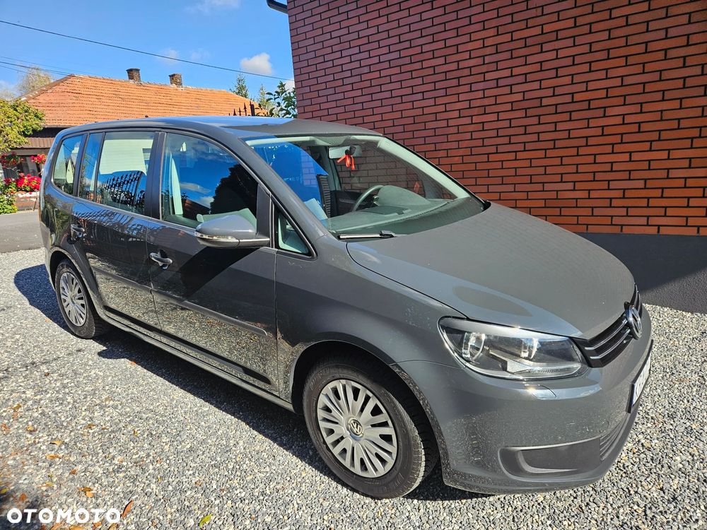 Volkswagen Touran 2014 photo 2