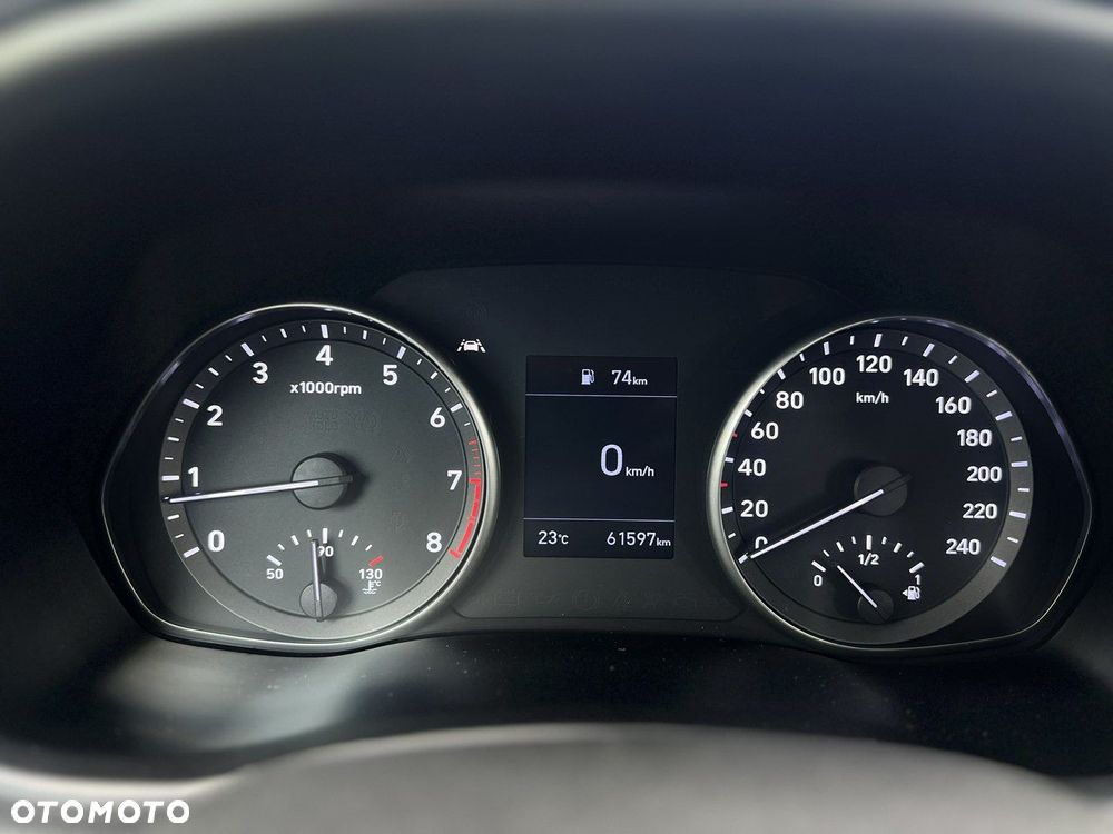 Hyundai i30 1.5 DPI Classic + - 32