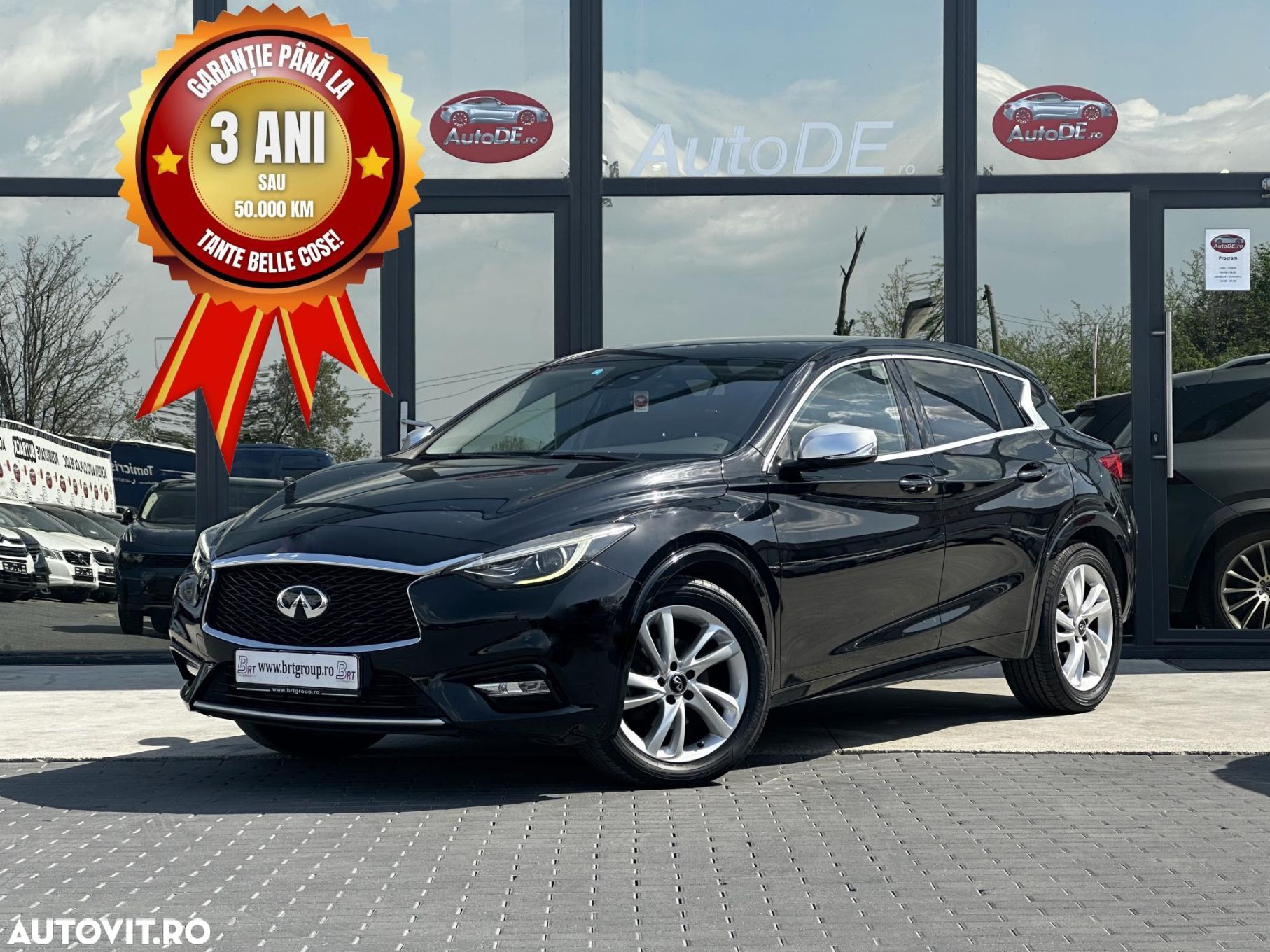 Infiniti Q30 - 1