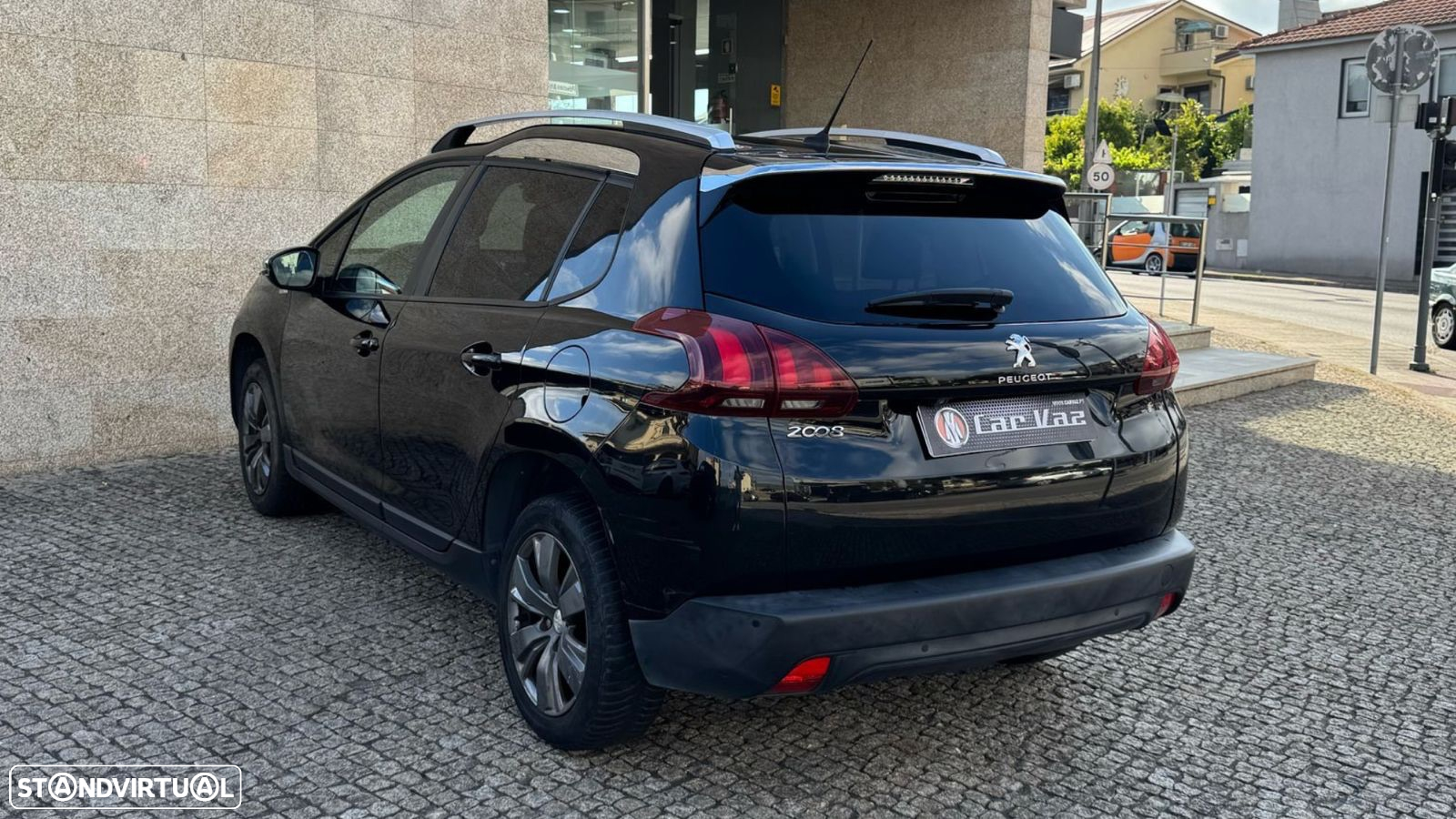 Peugeot 2008 1.2 PureTech Style - 6