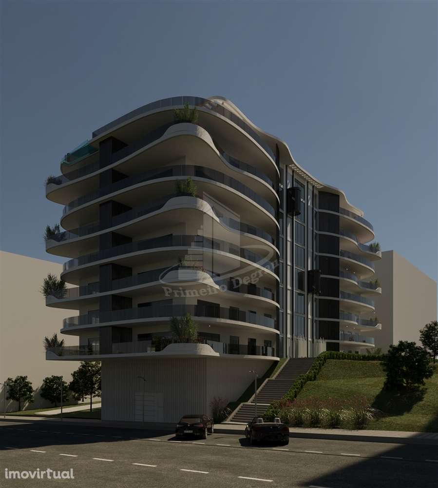 Luxo e Conforto: T4 no Último Piso em Braga - Grande imagem: 4/45