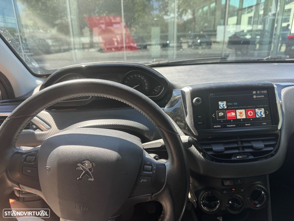 Peugeot 208 1.5 BlueHDi Active - 1