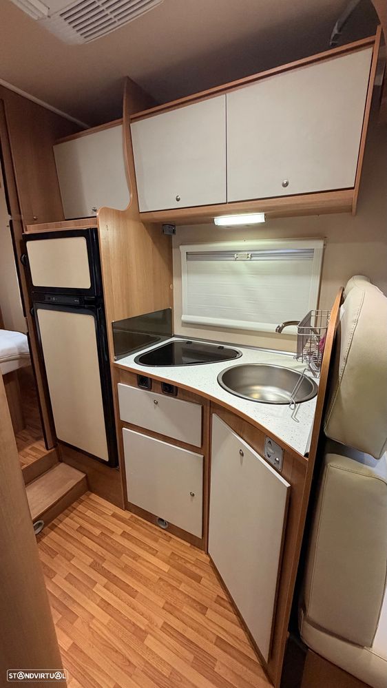 PLA Mister A 390 cama central + cama elevatória - 6