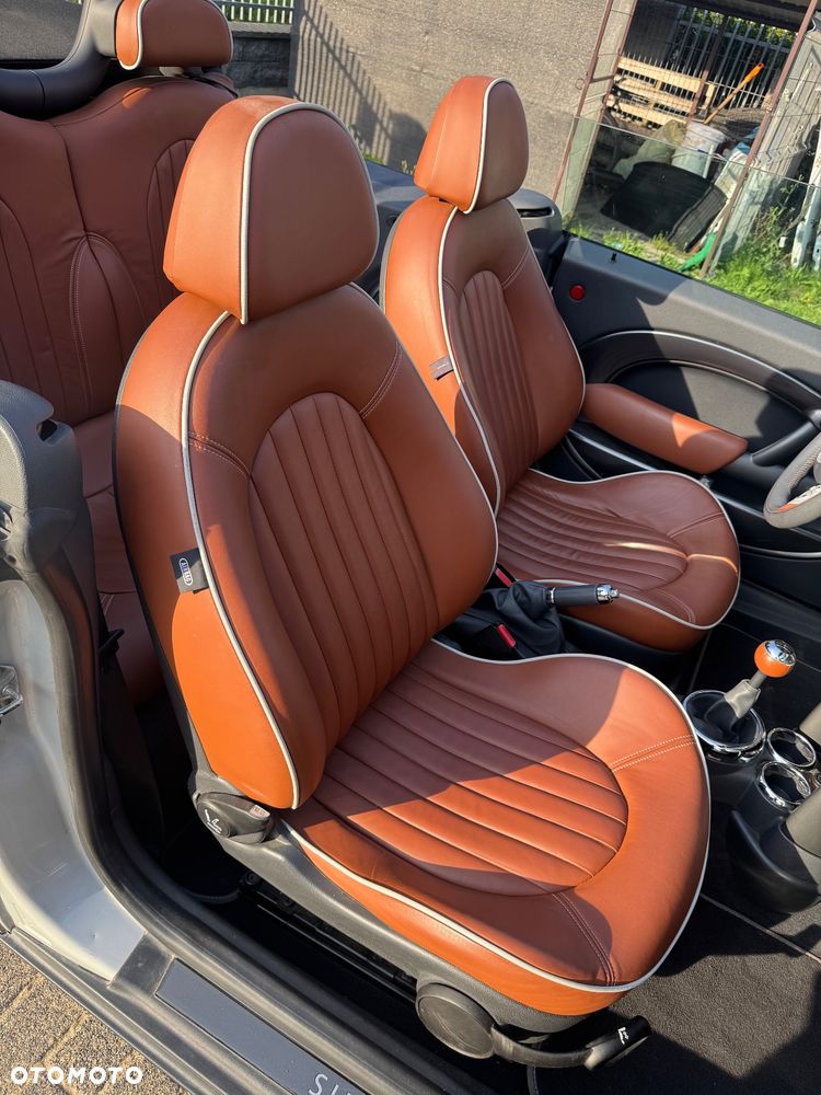MINI Cooper Standard - 16