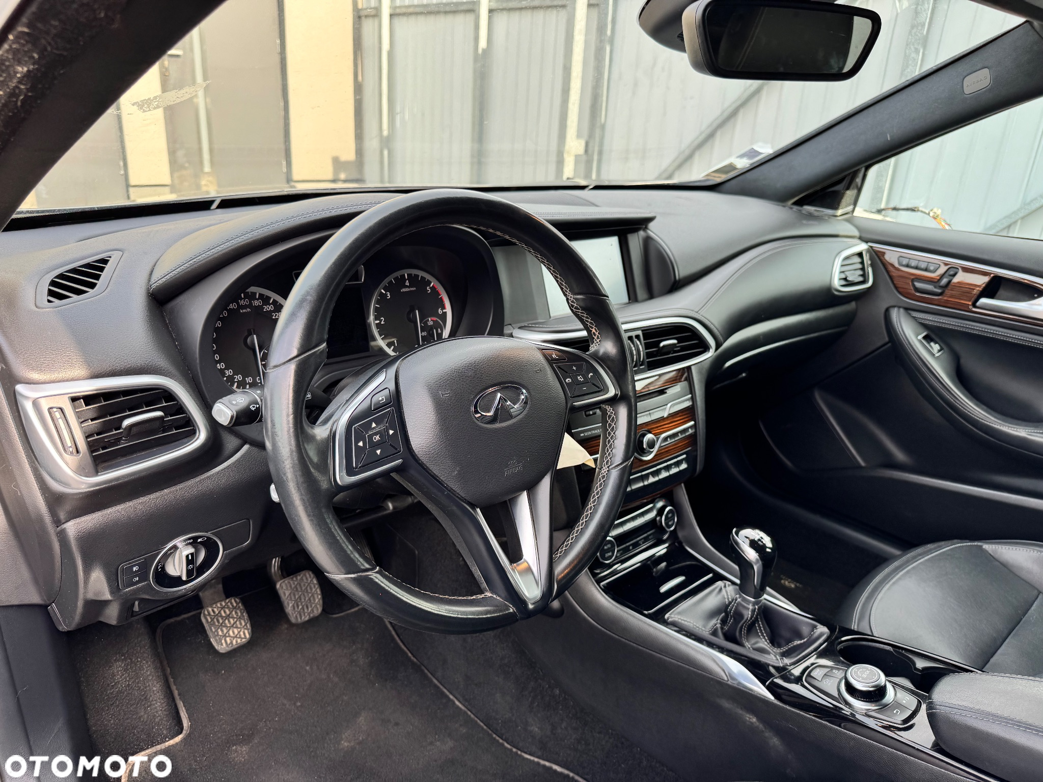 Infiniti Q30 1.5d - 9