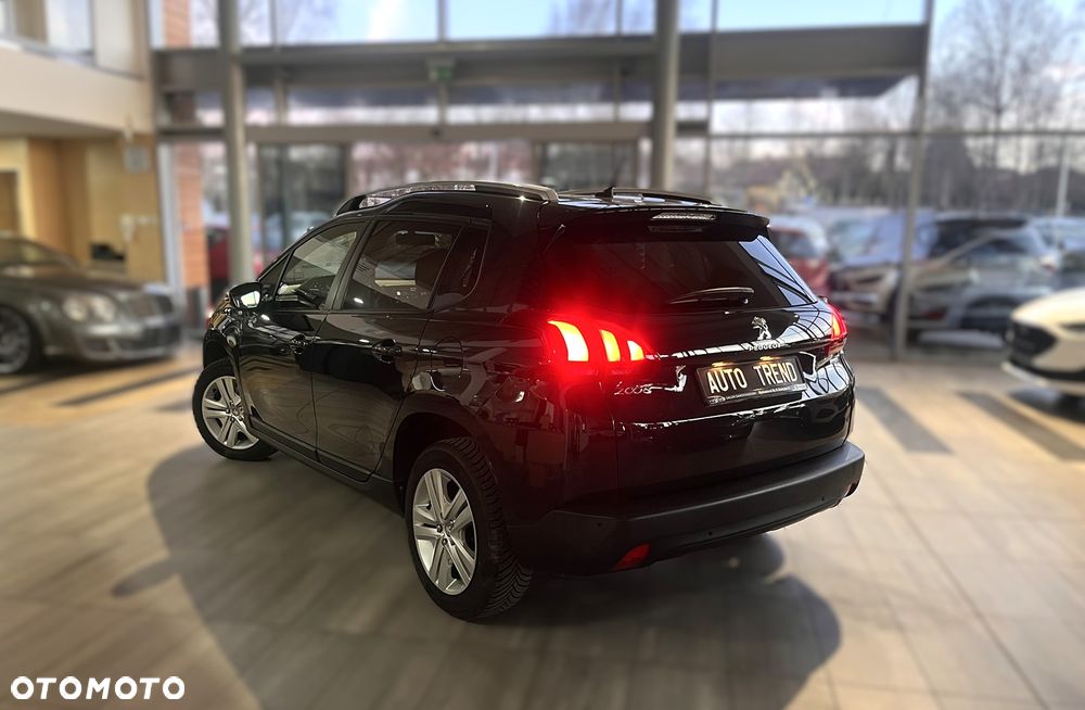 Peugeot 2008 PureTech 110 Stop&Start Style - 5