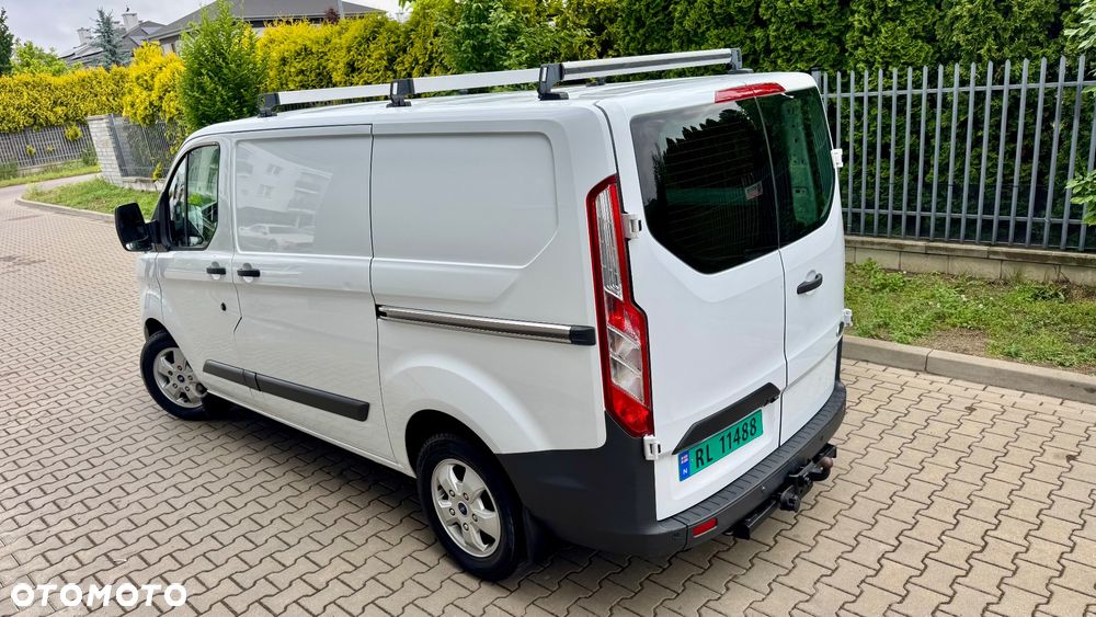 Ford Transit Custom L2H2 średni  xenon kamera idealny 2.0 TDCI blaszak krótki L1H2 VAT FV faktura 23% 3 miejsca / osobowy blaszak podwójne drzwi z obu stron - 7