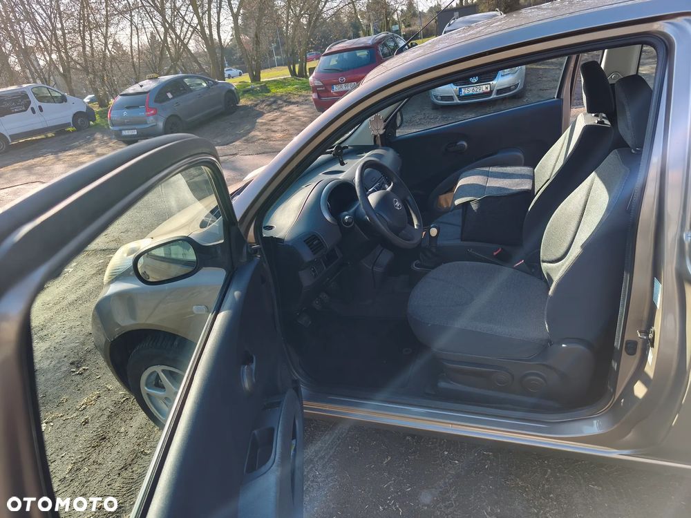 Nissan Micra 1.2 Visia - 12