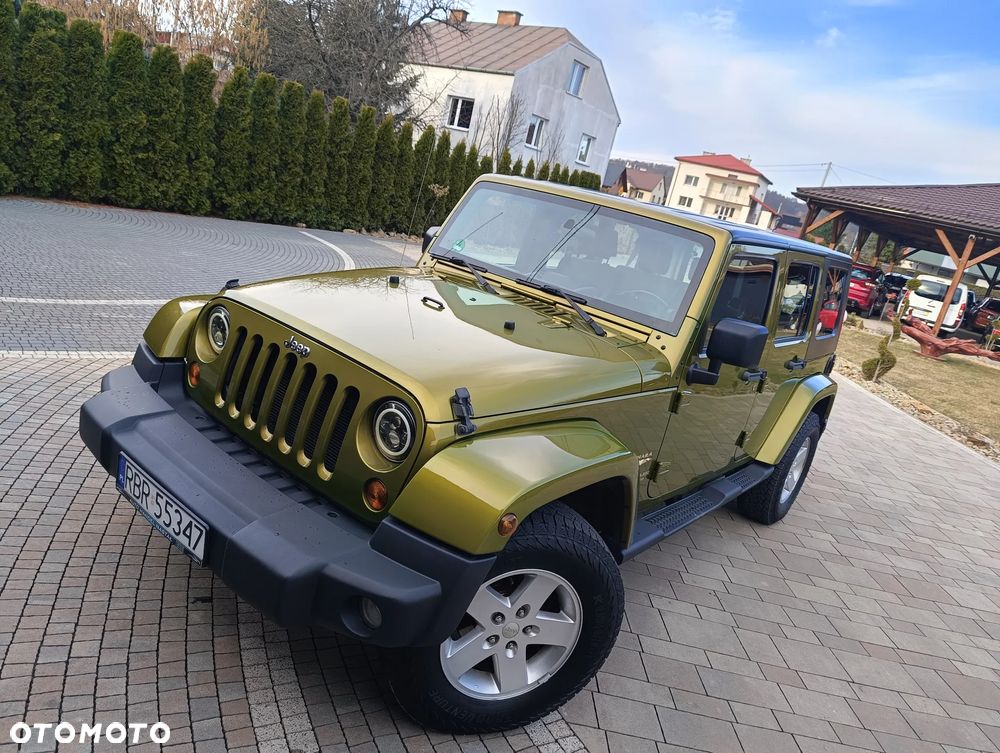 Jeep Wrangler Unlimited 3.8 Automatik Sahara - 3