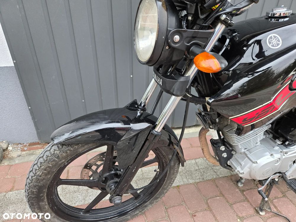 Yamaha YBR - 12