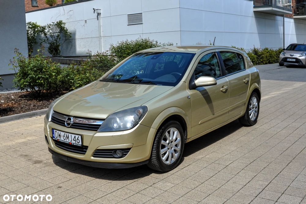 Opel Astra - 1