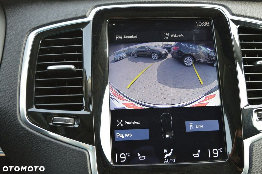 Volvo XC 90 D5 AWD Momentum - 22