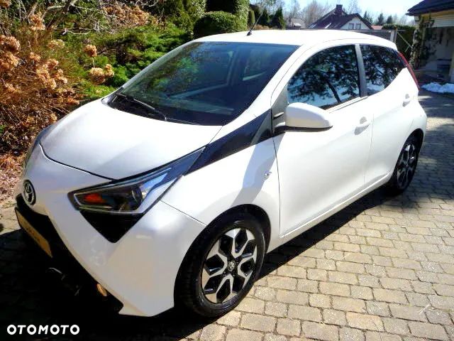 Toyota Aygo 1.0 VVT-i Color Edition - 1