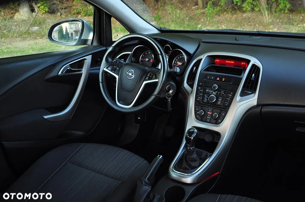 Opel Astra 1.4 Turbo Sports Tourer - 27