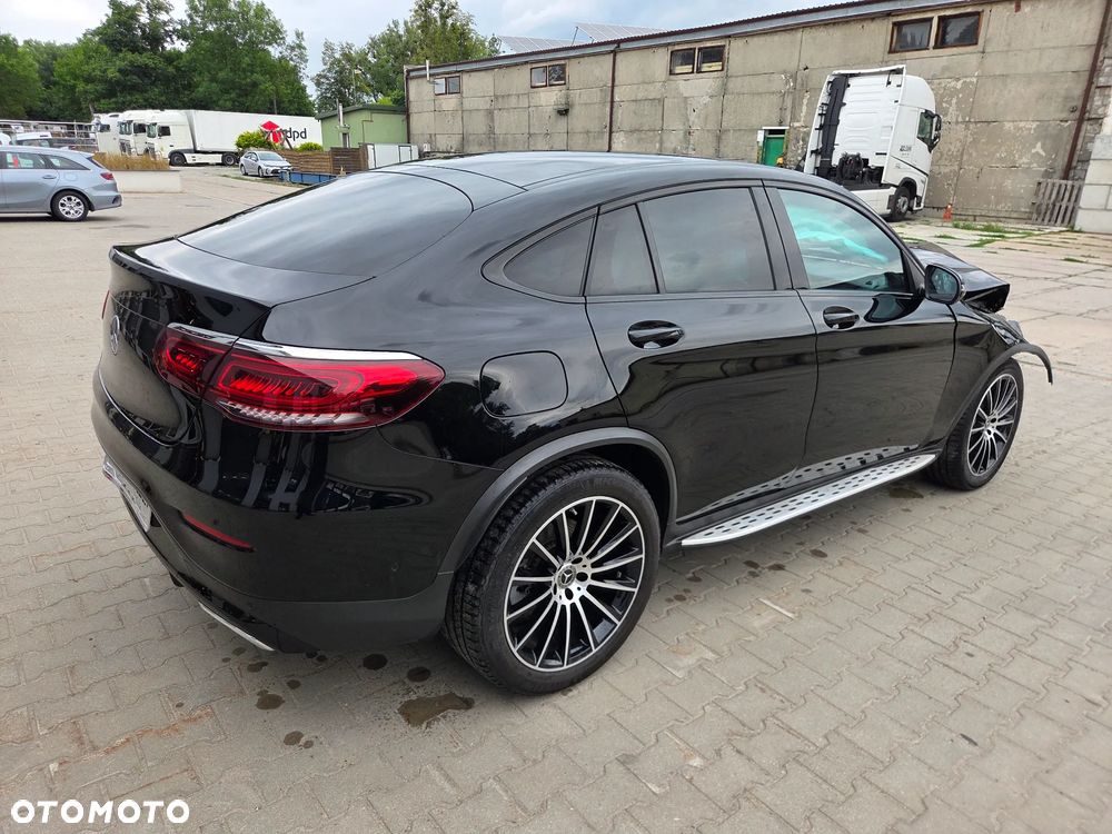 Mercedes-Benz GLC 220 d 4Matic 9G-TRONIC AMG Line - 4