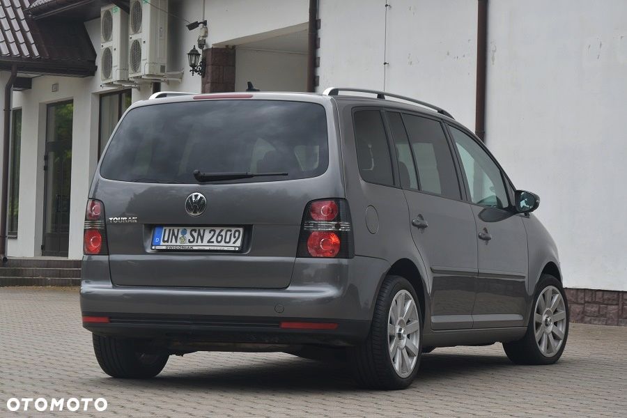 Volkswagen Touran 2.0 TDI DPF BlueMotion Technology Comfortline - 7