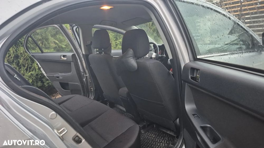 Mitsubishi Lancer 1.6 ClearTec Edition - 9