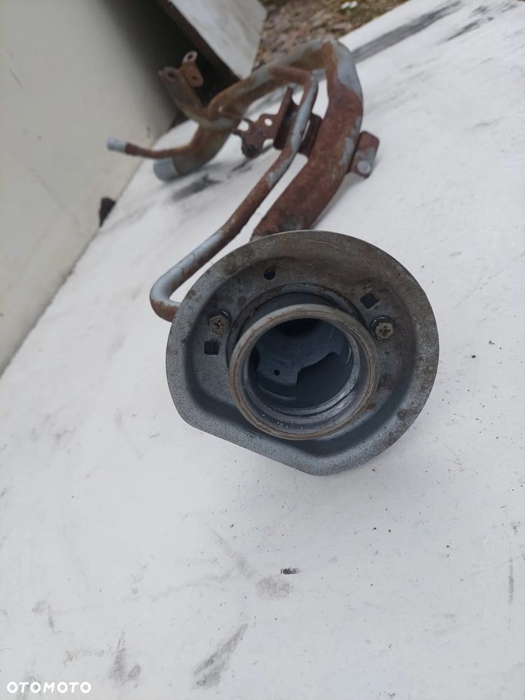 SUBARU IMPREZA III GH 08-11R 2.0D RURA WLEWU PALIWA - 2