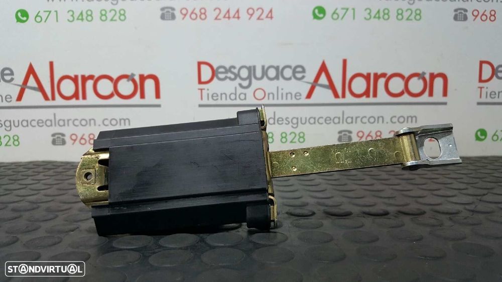 RETENTOR DA PORTA DIANTEIRA ESQUERDA MERCEDES CLASE E (W210) BERLINA DIESEL 300... - 5