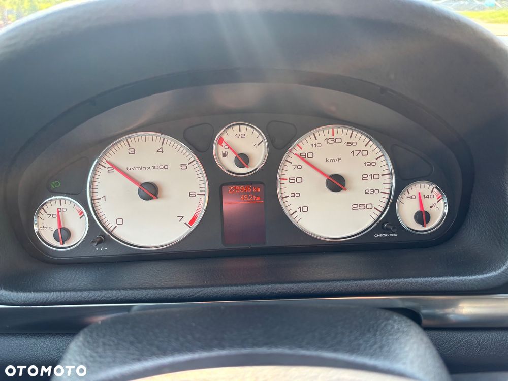 Peugeot 407 2.0 Premium - 27