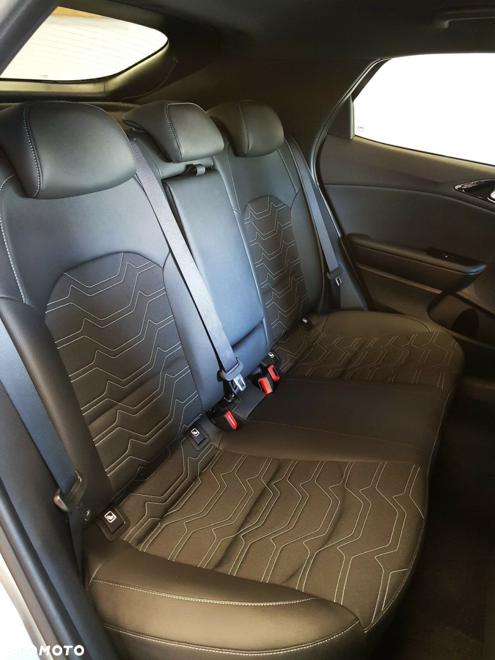 Kia XCeed 1.6 T-GDI Tribute DCT - 27