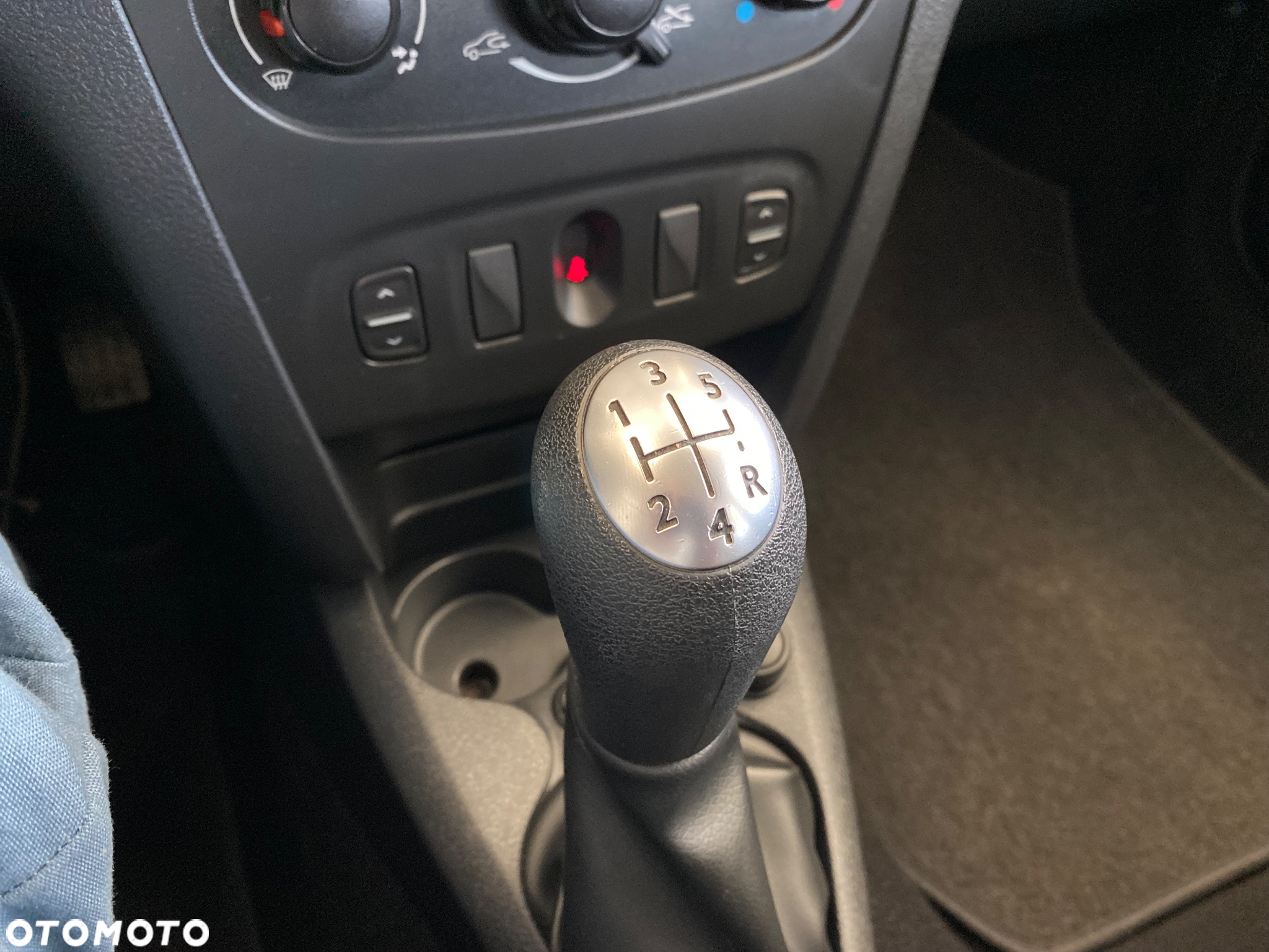 Dacia Sandero 0.9 TCe SL Celebration - 25