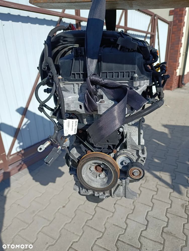PEUGEOT 208 I 1.2 VTI SILNIK KOMPLETNY HM01 10B215 - 2