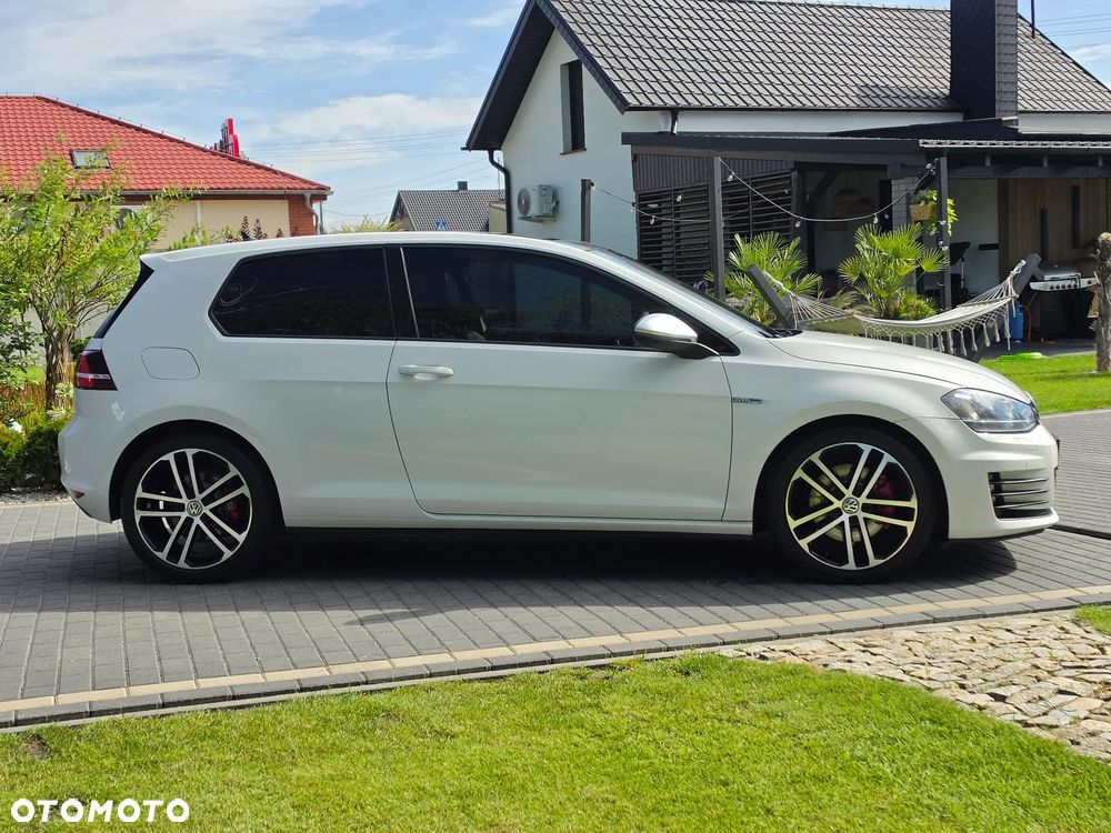 Volkswagen Golf 2.0 TDI BMT GTD DSG - 5