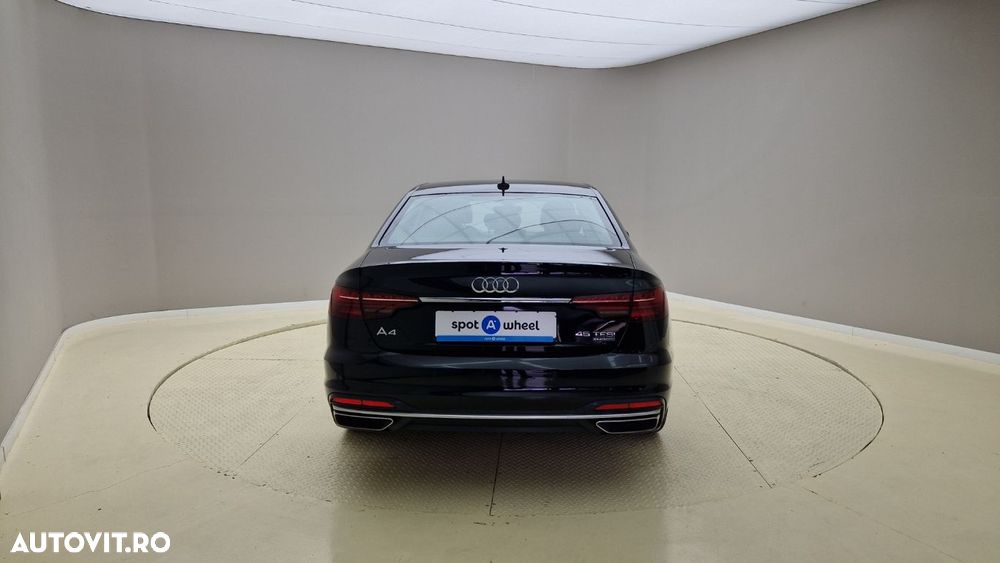 Audi A4 45 TFSI quattro S tronic MHEV Advanced - 8