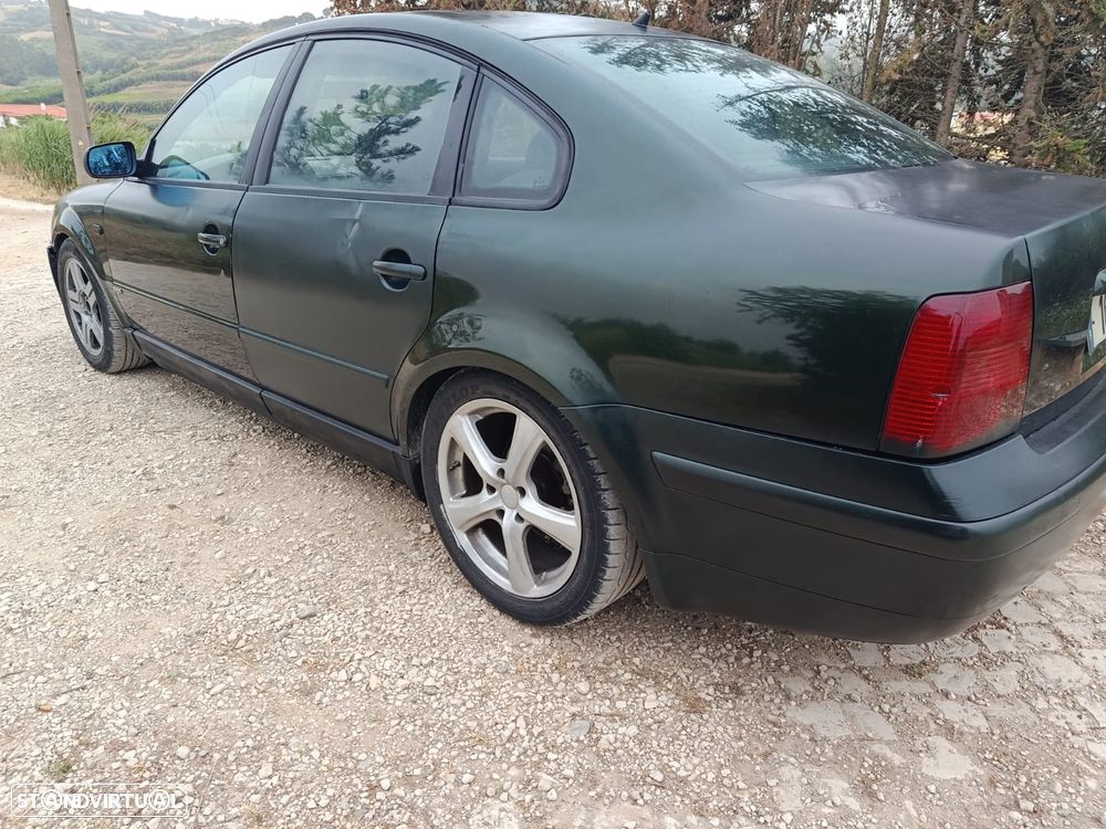VW Passat 1.9 TDi Confortline Top - 7