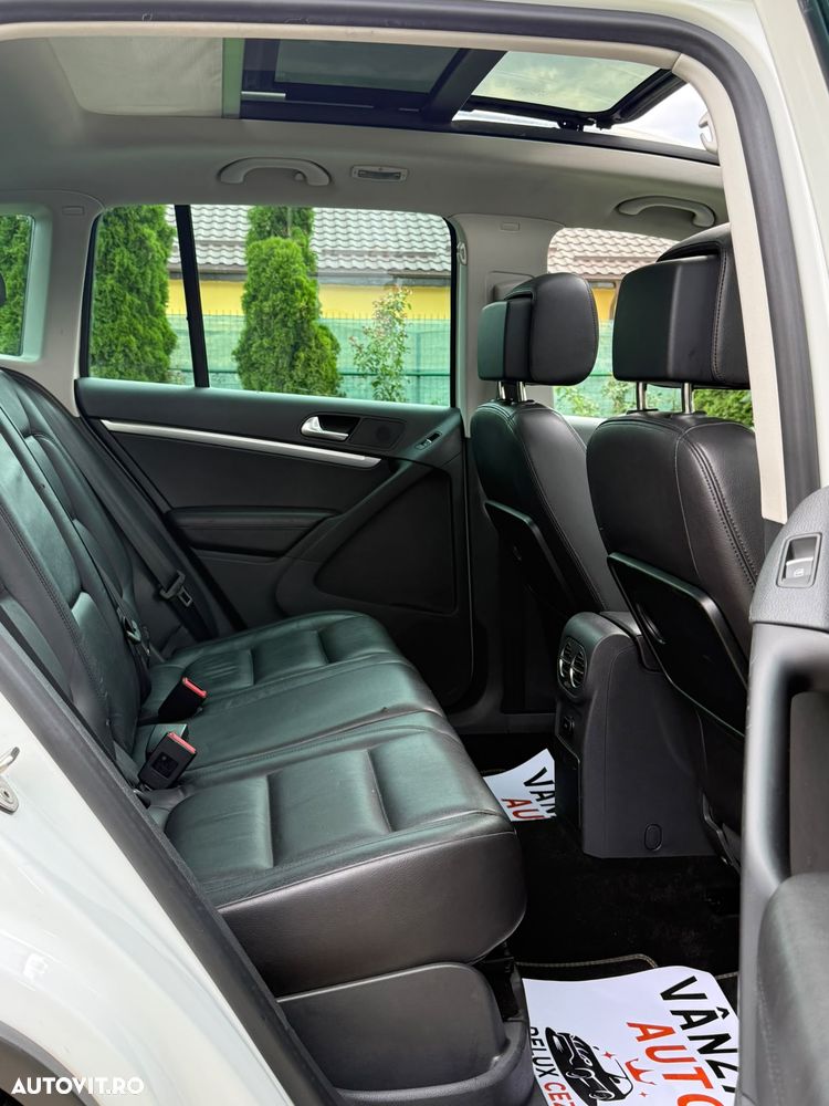 Volkswagen Tiguan 2.0 TDI DPF 4Motion BlueMotion Technology DSG Exclusive - 9