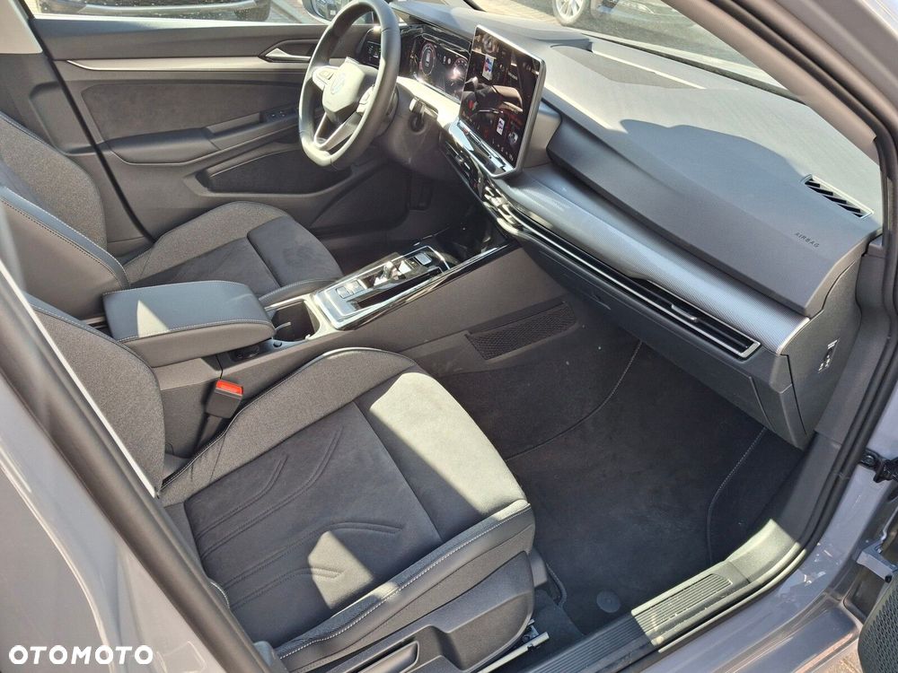 Volkswagen Golf Variant - 18