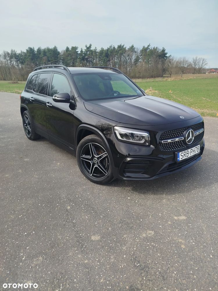 Mercedes-Benz GLB - 4