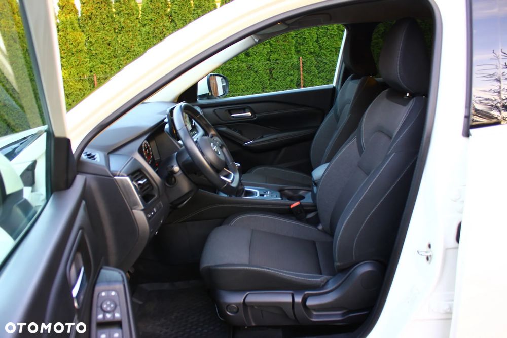 Nissan Qashqai 1.3 DIG-T N-Connecta EU6d - 23