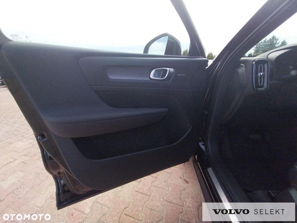 Volvo XC 40 - 11