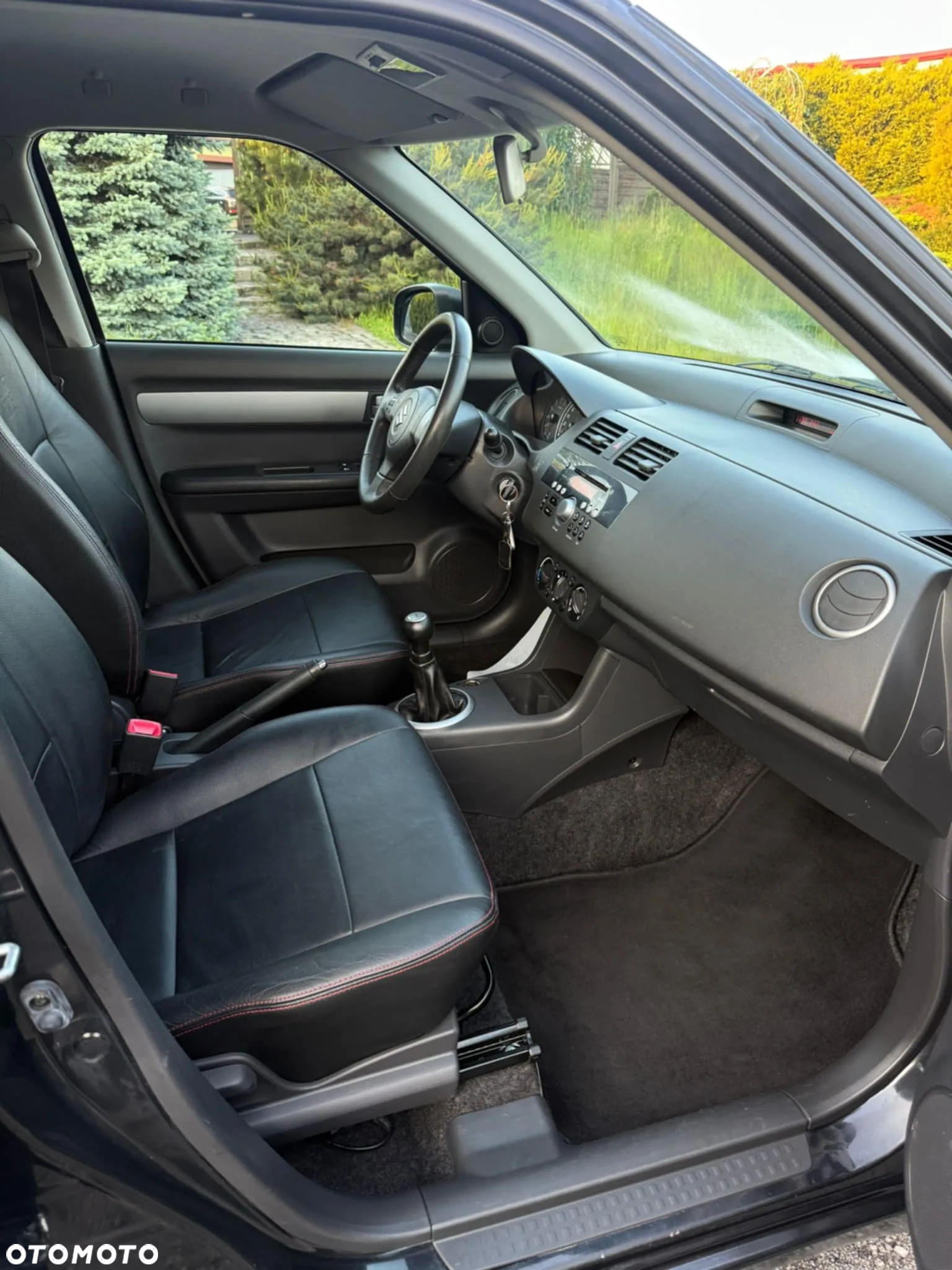 Suzuki Swift - 8
