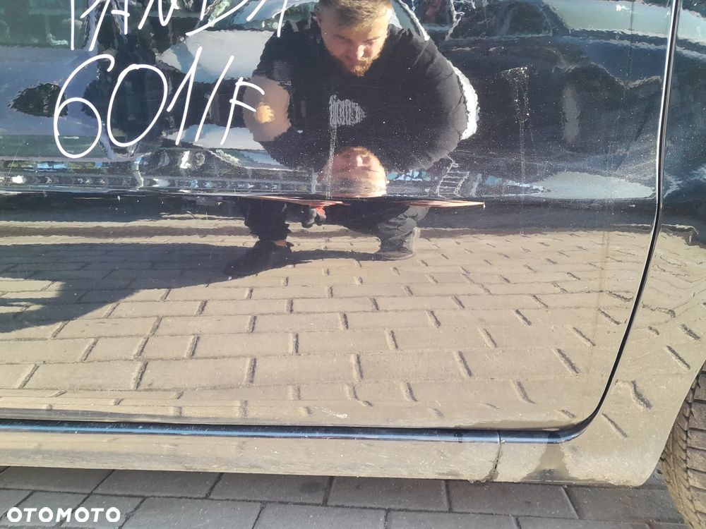 FIAT PANDA DRZWI PRAWE PRZEDNIE PRAWY PRZÓD KOLOR: 601/F - 5