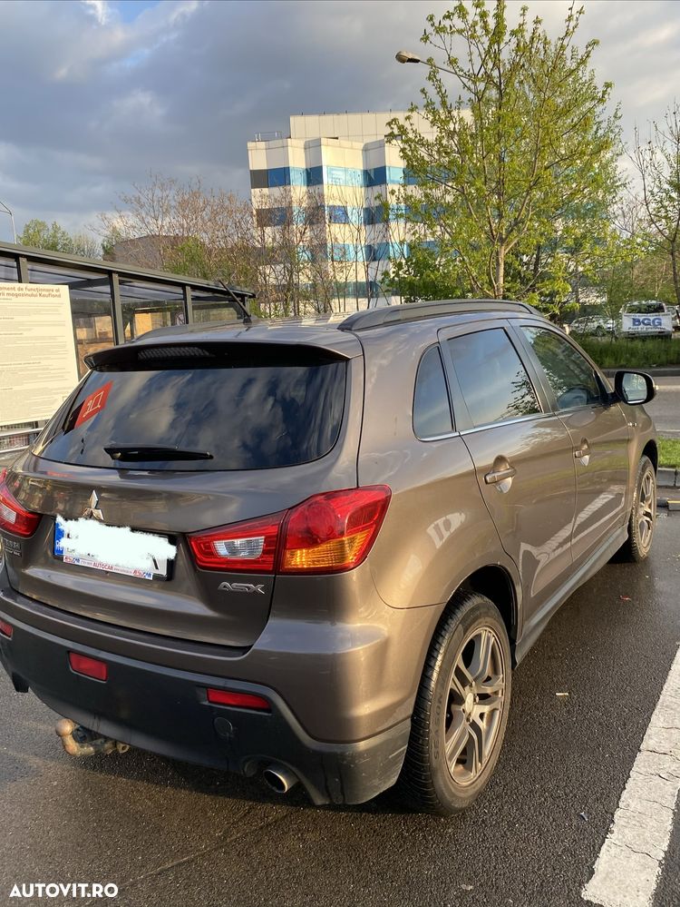 Mitsubishi ASX - 2