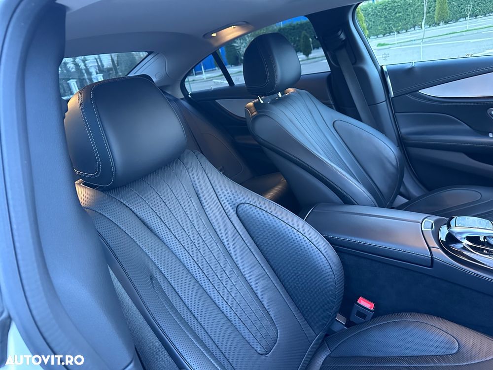 Mercedes-Benz CLS 400 d 4MATIC 9G-TRONIC AMG Line - 7