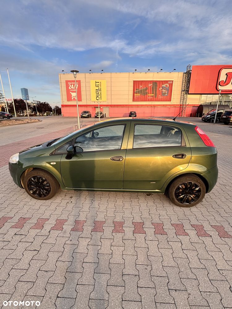 Fiat Grande Punto - 6
