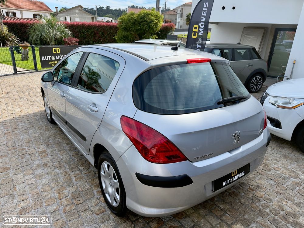 Peugeot 308 1.6 HDi Executive - 22