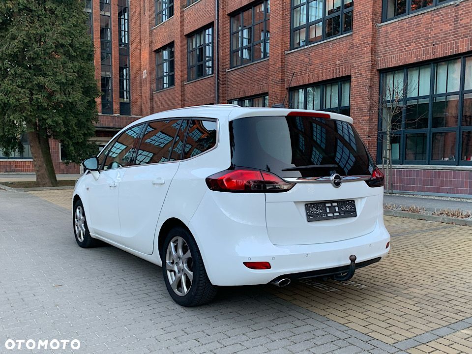 Opel Zafira - 11