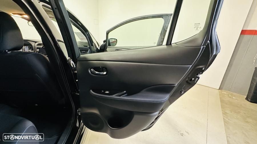 Nissan Leaf Acenta - 22