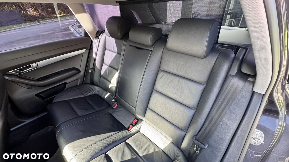 Audi A6 Avant 3.0 TDI DPF quattro tiptronic - 26