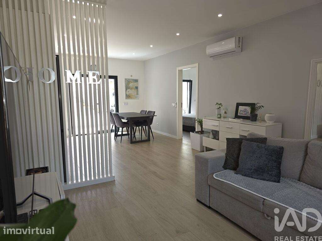 Moradia geminada T2 em Quelfes de 95 m2 - Grande imagem: 5/23
