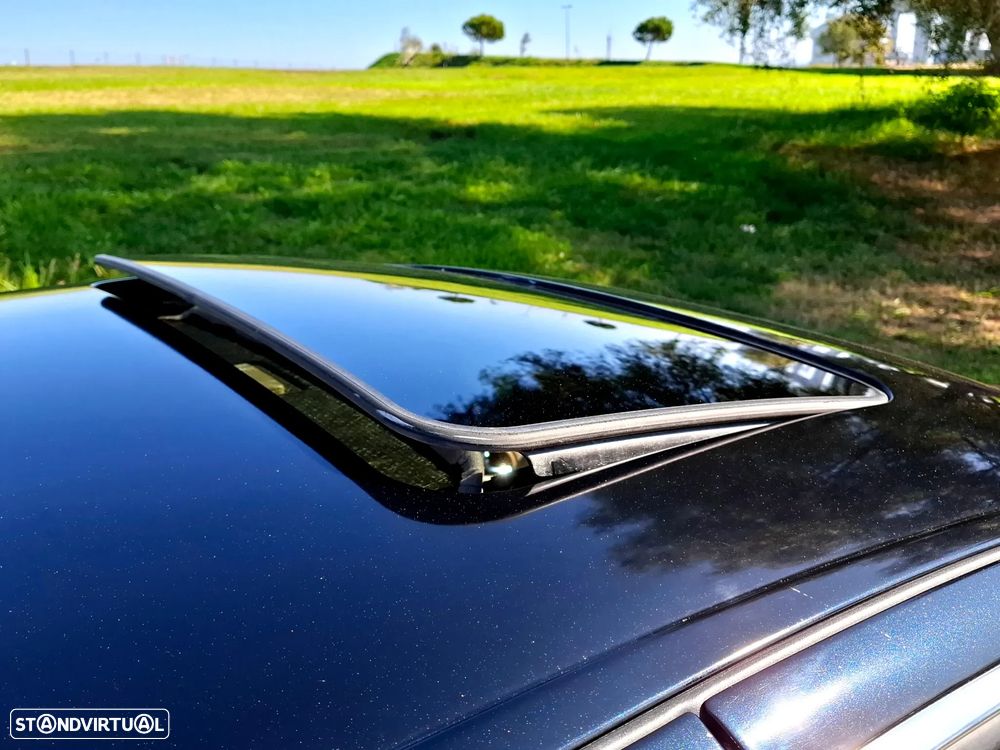 Jaguar S-Type 3.0 V6 Executive Auto. - 21