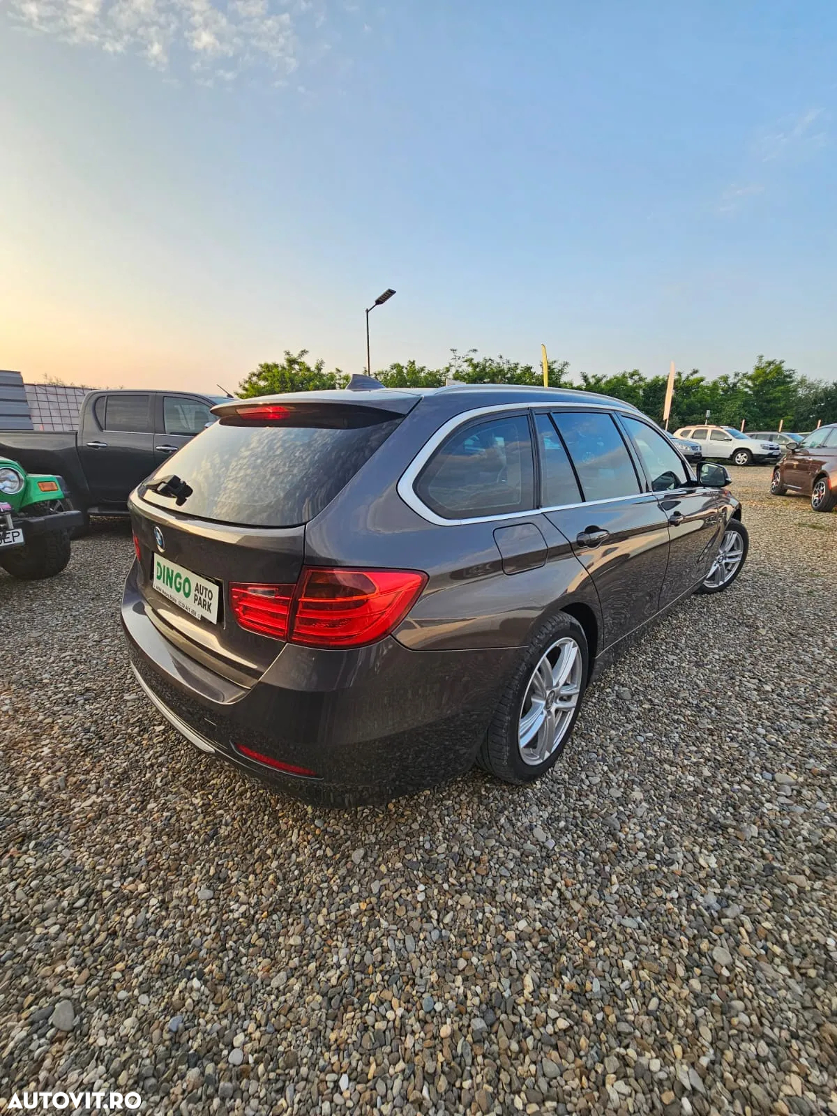 BMW Seria 3 318d Aut. Modern Line - 3