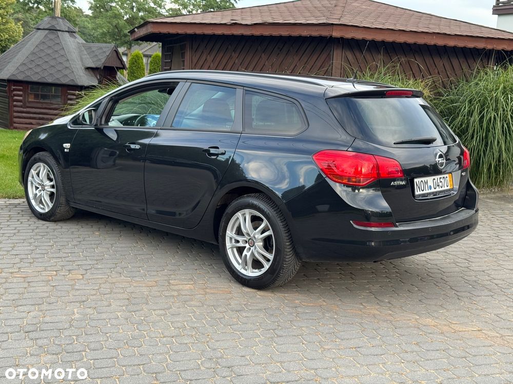 Opel Astra - 9