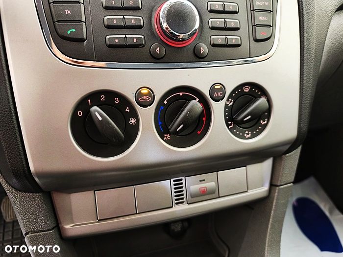 Ford Focus - 30
